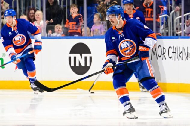 Jean-Gabriel Pageau’s injury return sparks Islanders lineup tweak