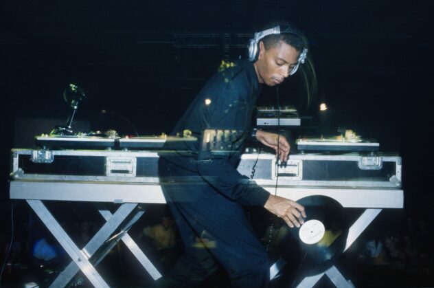 Jeff Mills’ Live at Liquid Room Comes to Streaming for the First Time