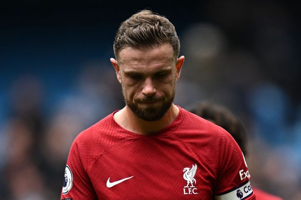 Jordan Henderson faces backlash from Liverpool fans after Mohamed Salah gesture
