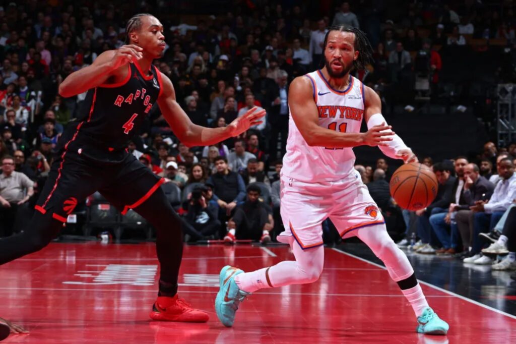 Knicks’ Jalen Brunson thriving despite getting double teamed often: ‘really patient with it’