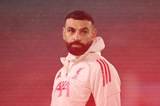 Liverpool fans overwhelmingly pick sides after Mohamed Salah takes on club