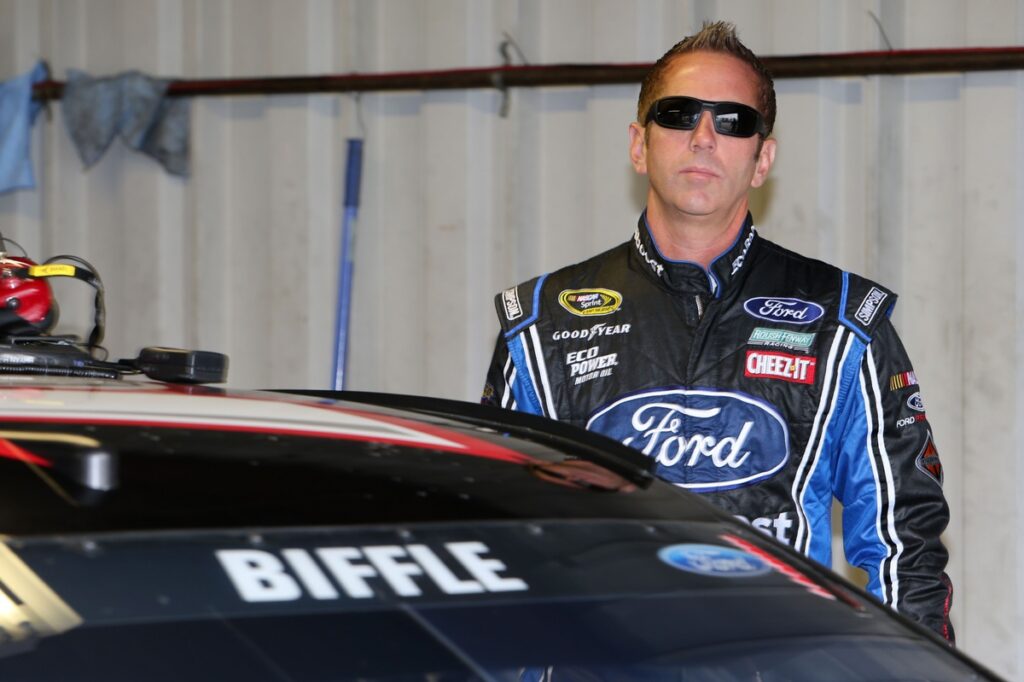 NASCAR world pays tribute to Greg Biffle after tragic plane crash