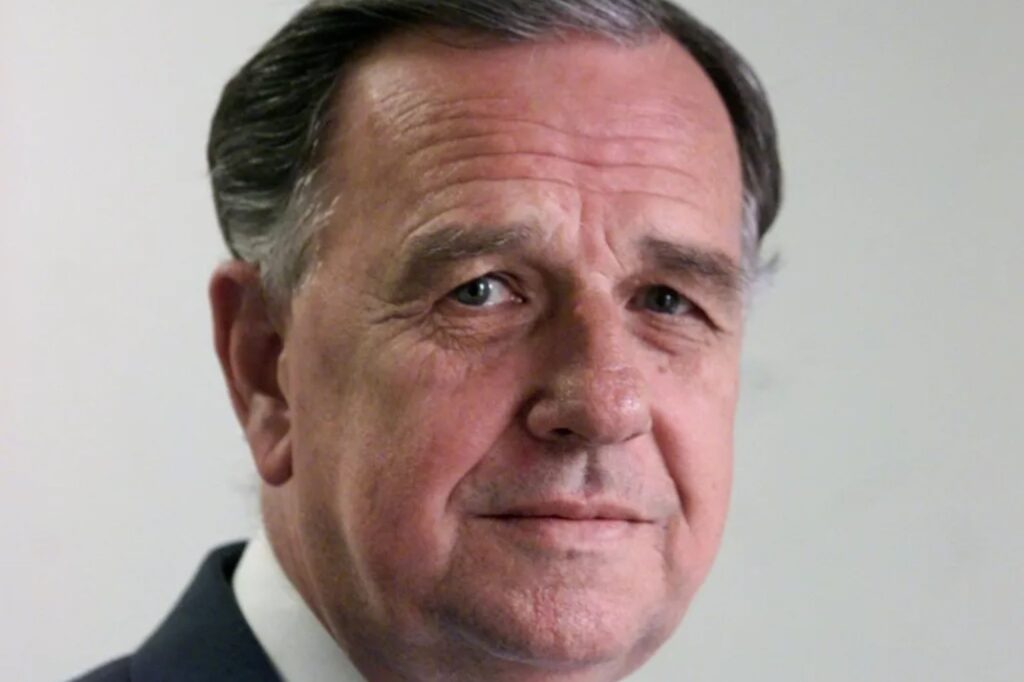 New York Post legend Ray Kerrison honored by horse racing Hall of Fame