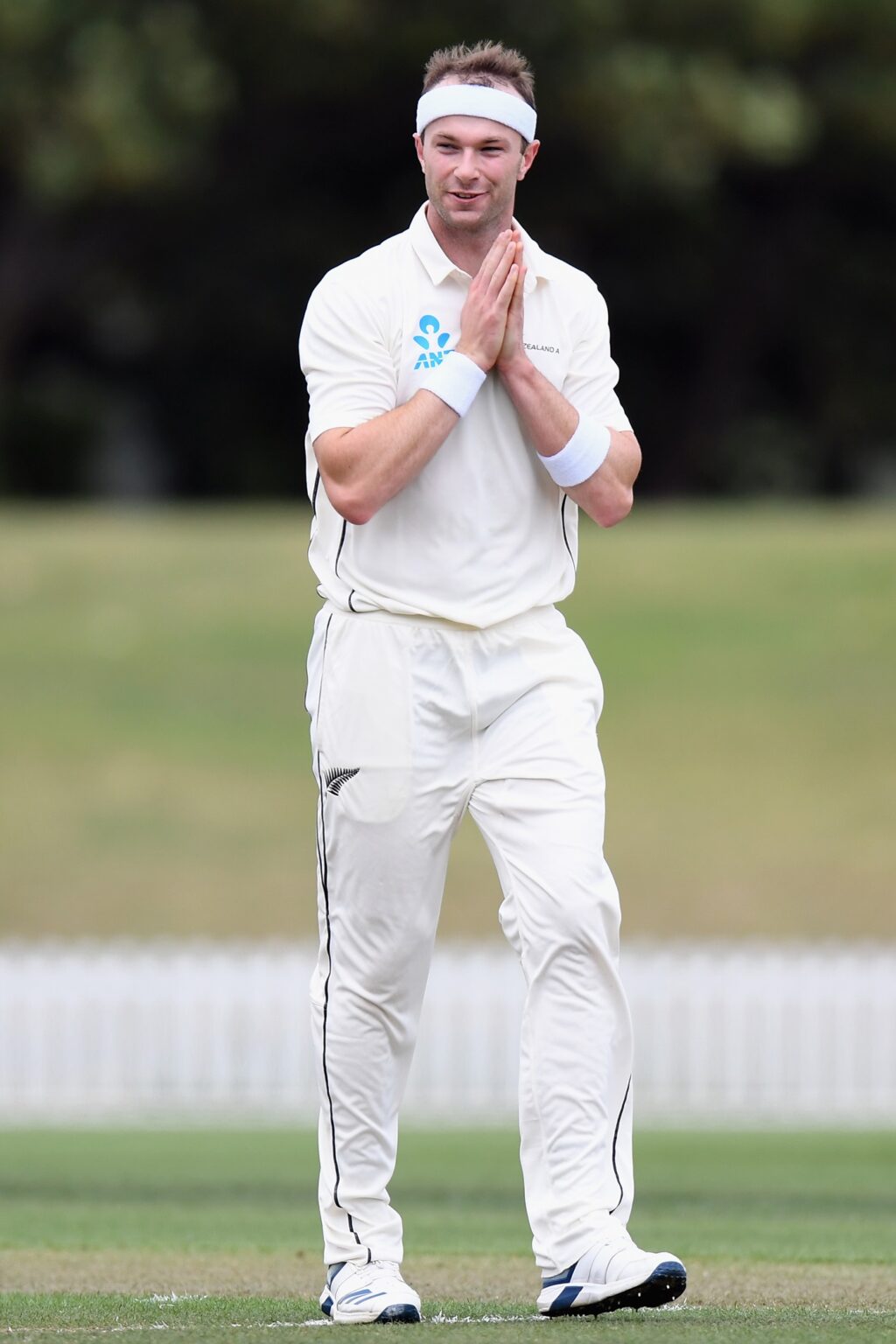 NZ opt to bowl; Rae and Hay on Test debut with eight changes across both teams