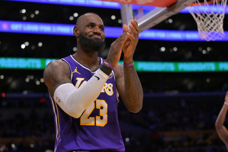 Open Thread: Determining what constitutes taunting in the NBA