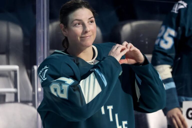 PWHL expansion team picks up first victory in history in win over Sirens