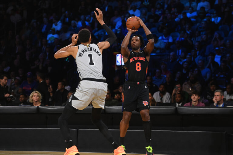 Spurs’ fourth quarter meltdown vs. Knicks ends Cup title hopes