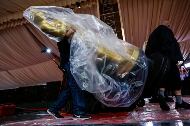 The Oscars Head to YouTube