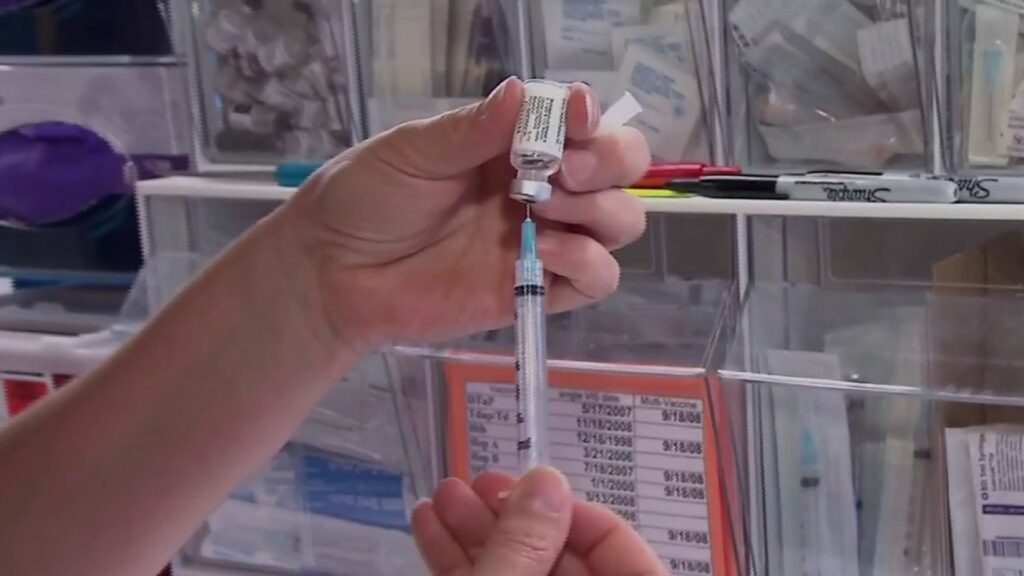 US vaccine advisers say not all babies need a hepatitis B shot at birth