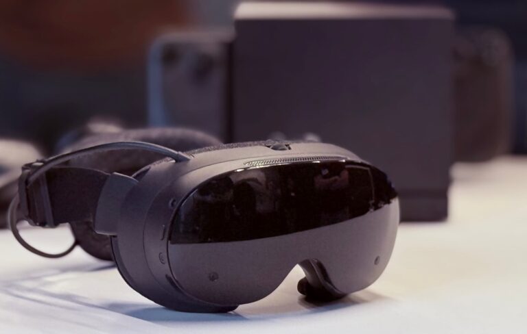 Valve: 'We See The Lines Between VR & Non-VR Content Really Being Blurred'