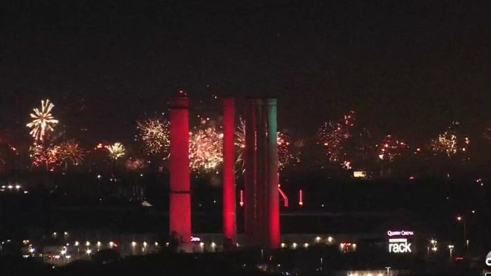 WATCH LIVE: San Antonio rings in 2026 with fireworks lighting up the horizon