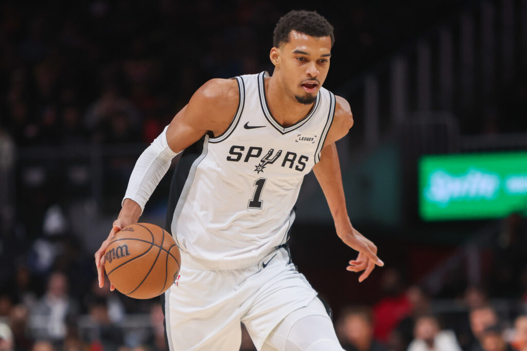 Week in Review: Spurs continue to rack up wins and rise up the standings
