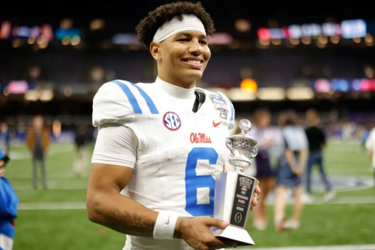 2025-26 College Football Playoff semifinal predictions, picks, odds