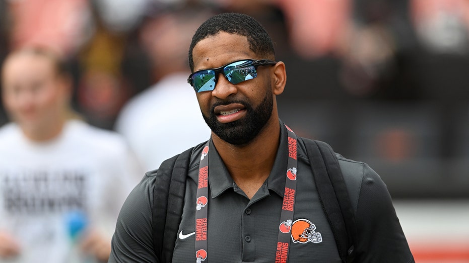 Browns GM Andrew Berry won't commit to Shedeur Sanders as 2026 starter despite rookie's progress