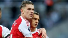 Could Arsenal win Premier League without a regular goalscorer?