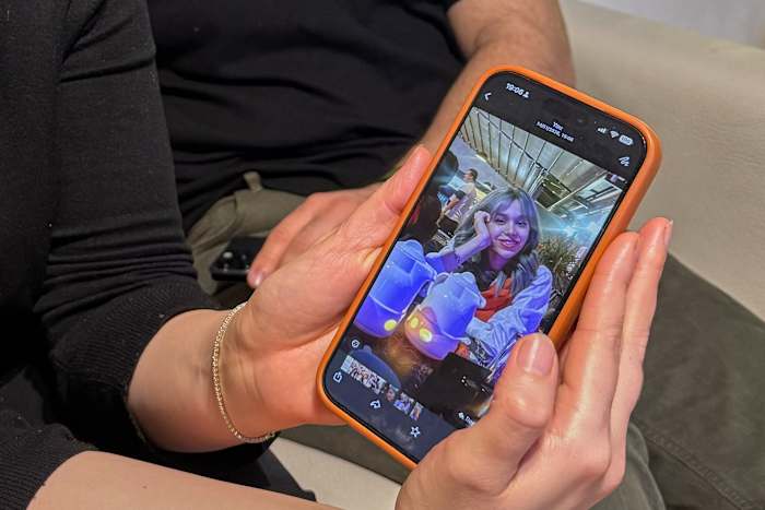 Family of Iranian protester searched for her body in a pile of corpses and buried her on a roadside