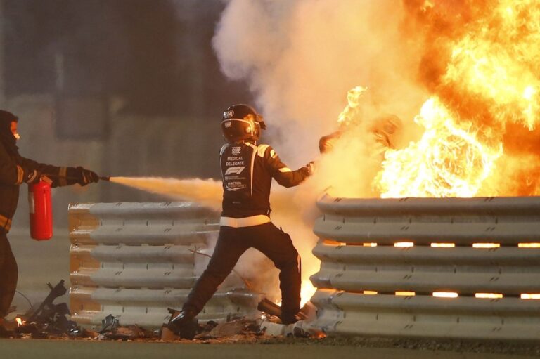 “He cannot be alive”: Ayao Komatsu relives the moment Romain Grosjean crashed