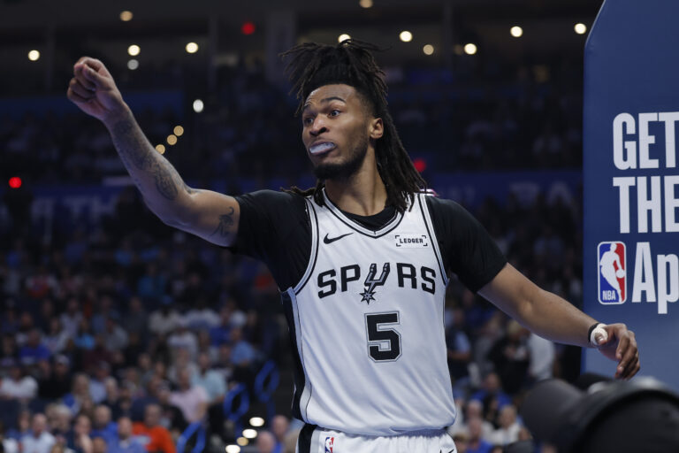 Highlights: Stephon Castle records near triple-double against Thunder
