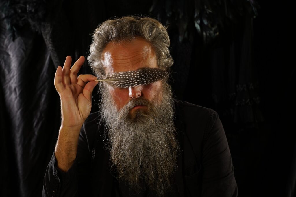 Iron & Wine Details New Album Hen’s Teeth