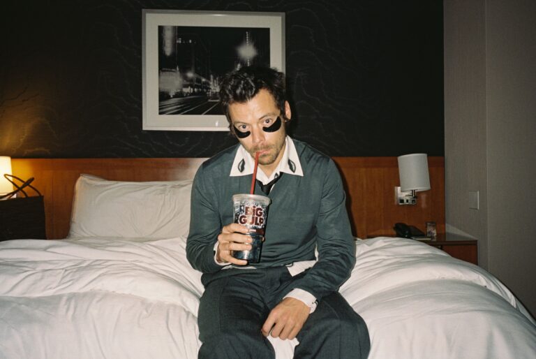 Listen to Harry Styles’ New Song “Aperture”