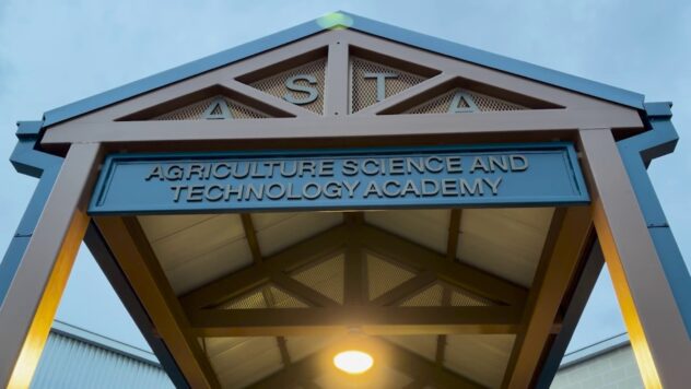 NISD students gain hands-on experience with new farm-to-table store