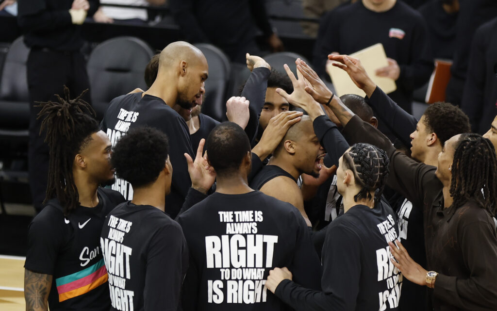 Open Thread: Will Wembanyama get all the Spurs to shave their heads?