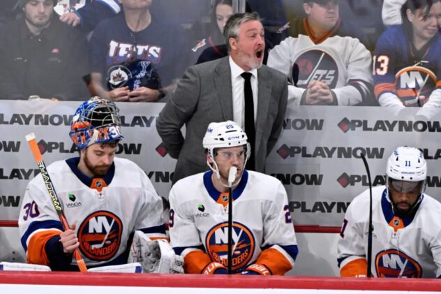 Patrick Roy denies early goal pull was due to analytics