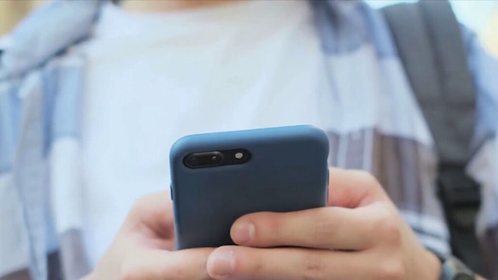 San Antonio-area students react to phone ban policy ahead of second semester in place