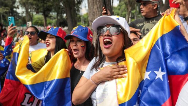 SEE PICS: Venezuelans worldwide celebrate as exiles react to Maduro’s capture