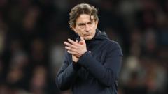 Spurs chiefs consider sacking Frank as fans turn