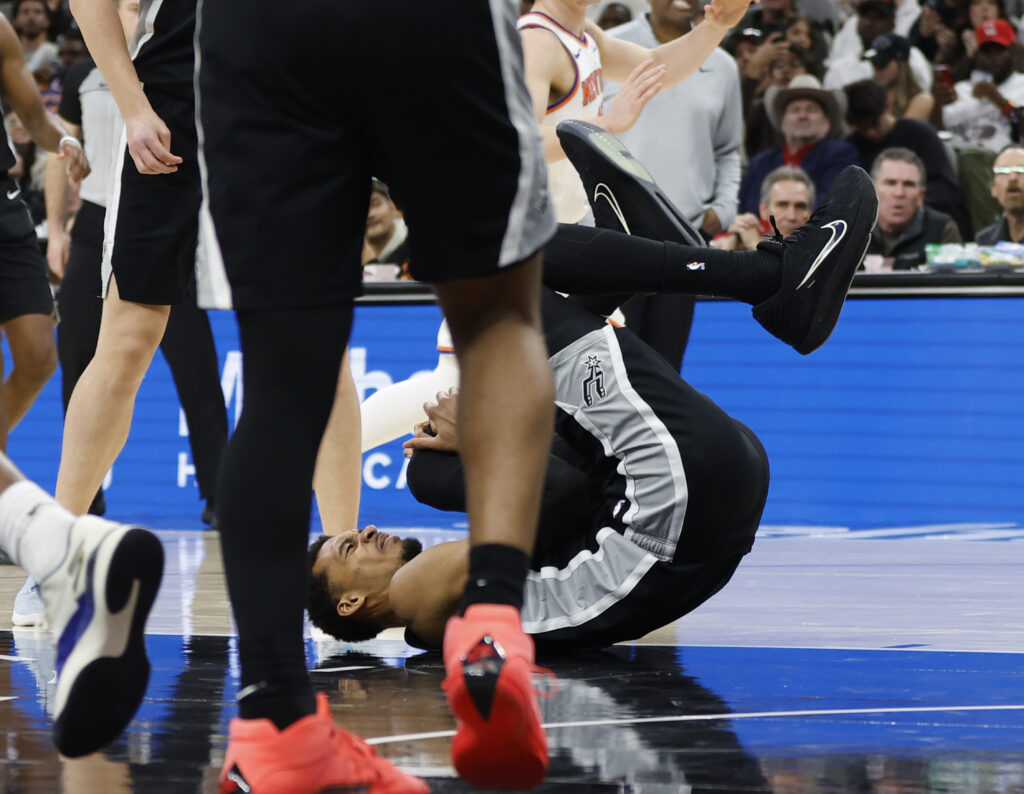 Week in Review: The injury bug bites again as Spurs come back to earth