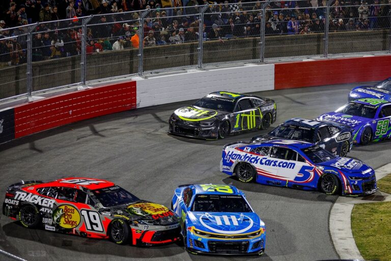 Who is racing in the NASCAR Clash at Bowman Gray and what is the format?