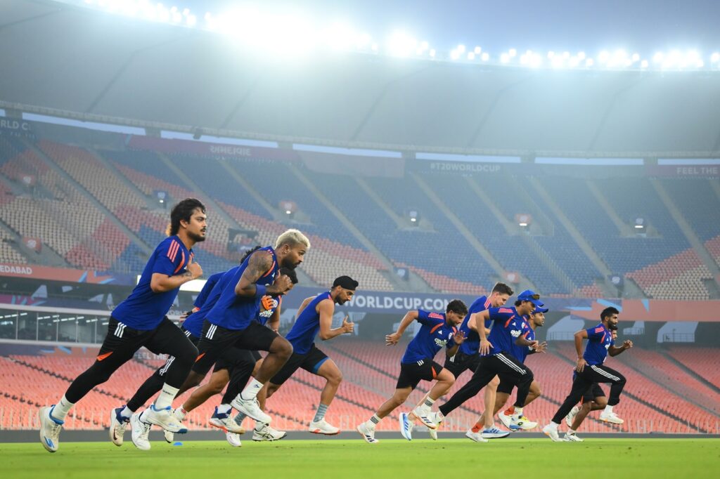 Can West Indies make up for bowling gulf in virtual quarter-final against India