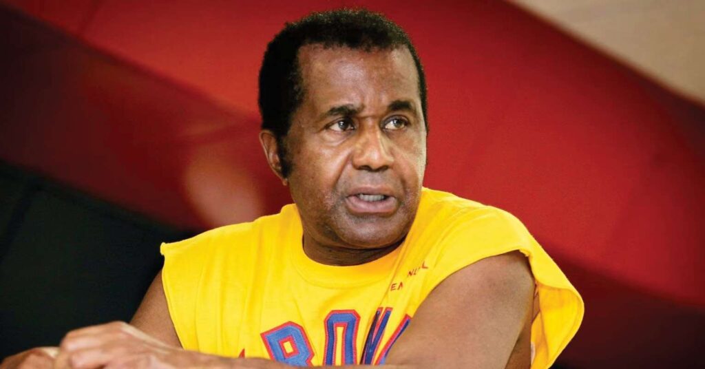 Emanuel Steward once named the best fighter he ever trained: "He was also the most exciting"