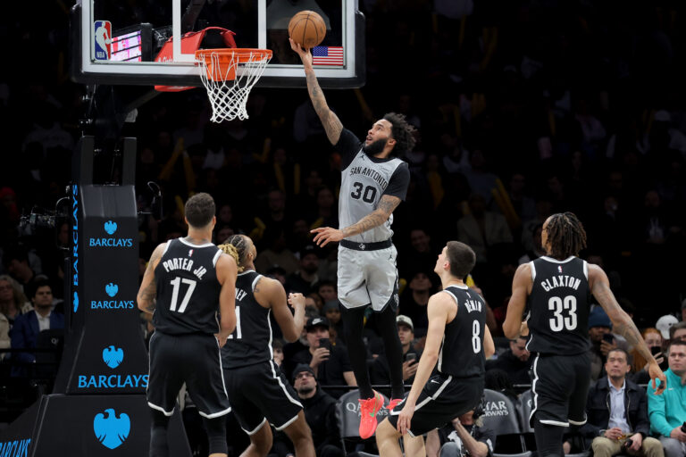 Highlights: Julian Champagnie drops 26 in homecoming win against Nets