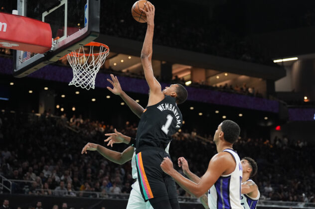 Highlights: Victor Wembanyama’s 28-point double double leads Spurs over Kings