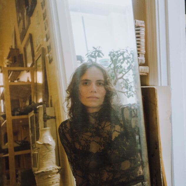 Kathryn Mohr Readies New Album Carve, Shares “Property”