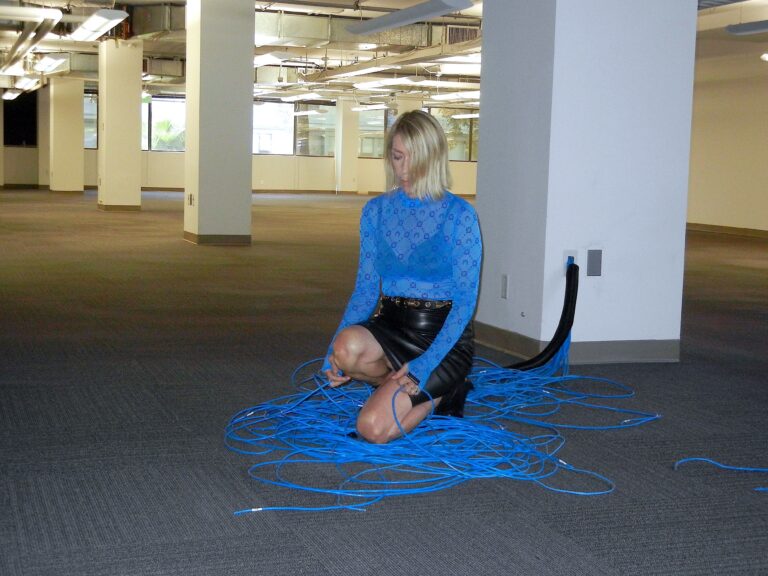 Kim Gordon Resists “Dirty Tech” in New Video