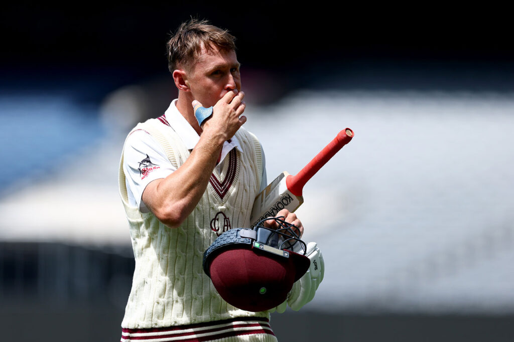 Labuschagne defying broken thumb in Queensland title quest