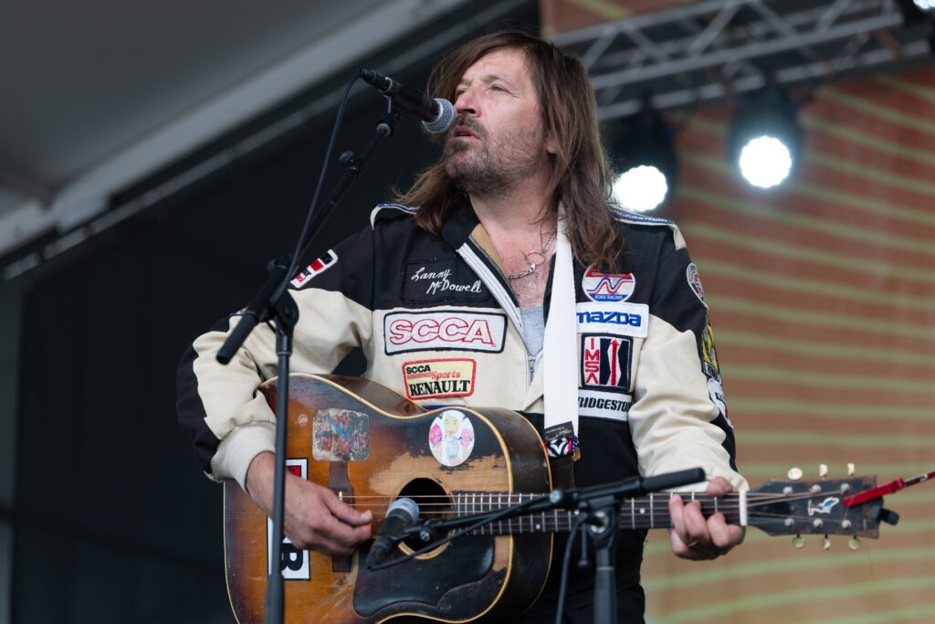 Lemonheads’ Fan Accuses Evan Dando of Sending Unsolicited Explicit Videos