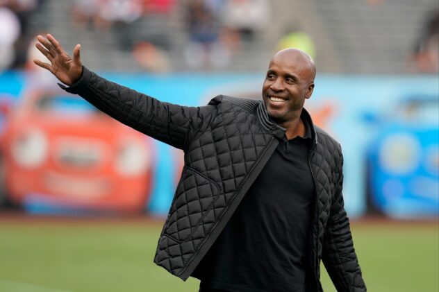 Netflix interested in hiring Barry Bonds for MLB Opening Day coverage