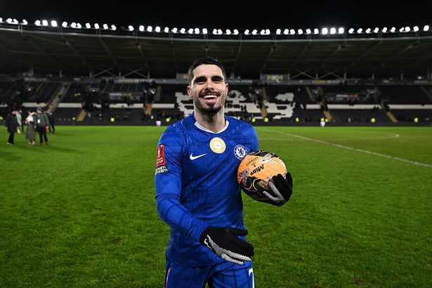 Pedro Neto forces £200m decision for Liam Rosenior after Chelsea masterclass