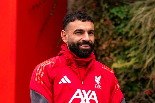 Peter Crouch left baffled by what he's hearing about Mohamed Salah - 'Unfinished business'