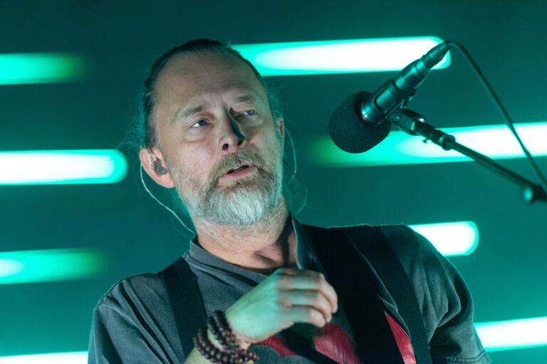 Radiohead to ICE: “Go Fuck Yourselves”
