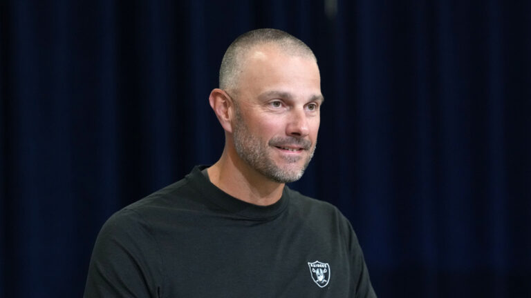 Raiders GM makes big admission about likely Geno Smith, Fernando Mendoza decisions