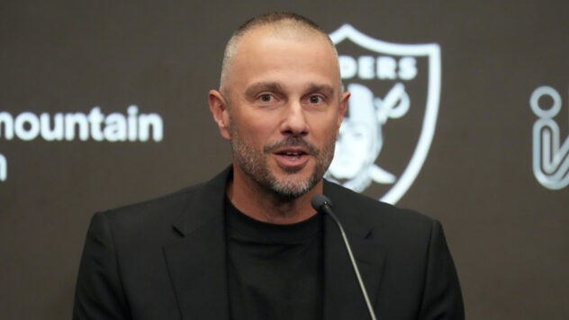 Raiders' newest scheduled interview for their open defensive coordinator position could put them on track to land underrated free agents