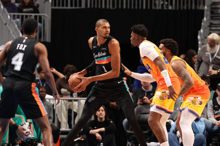 San Antonio at Charlotte, Final Score: Spurs can’t pull off the late comeback, fall 111-106