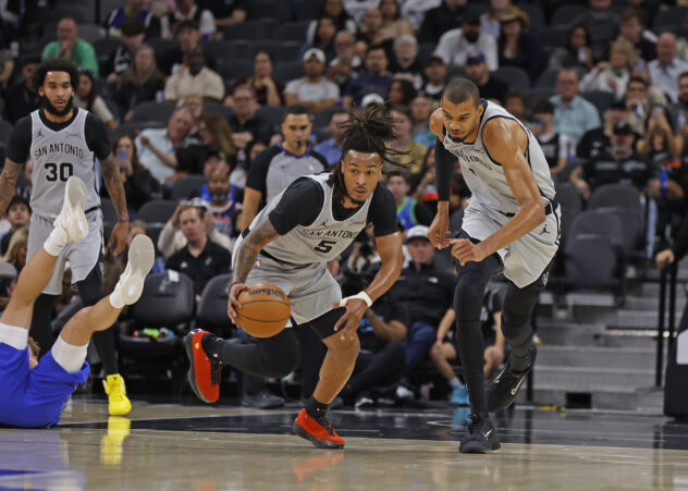 San Antonio vs. Dallas, Final Score: Castle’s career night leads Spurs past Mavs, 138-125