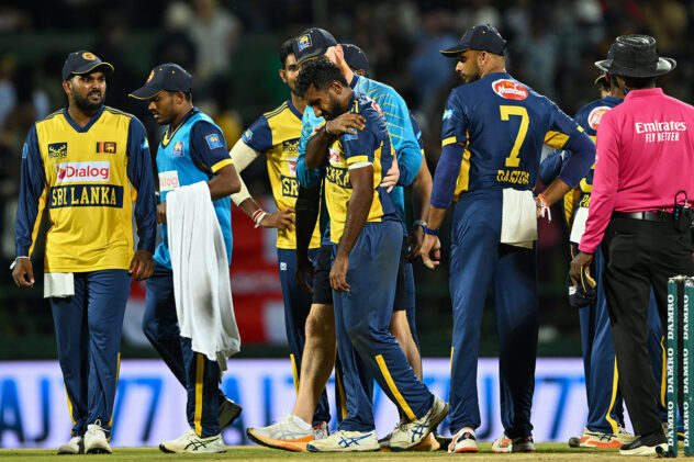 Shoulder injury casts doubt over Eshan Malinga's T20 World Cup