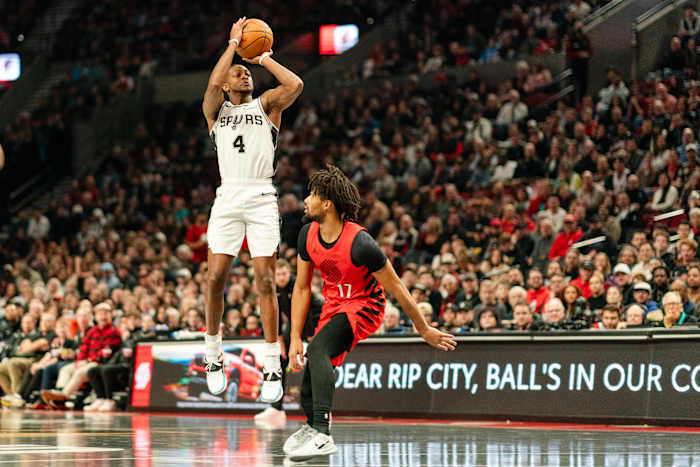 Spurs guard De’Aaron Fox named as injury replacement for NBA All-Star Game